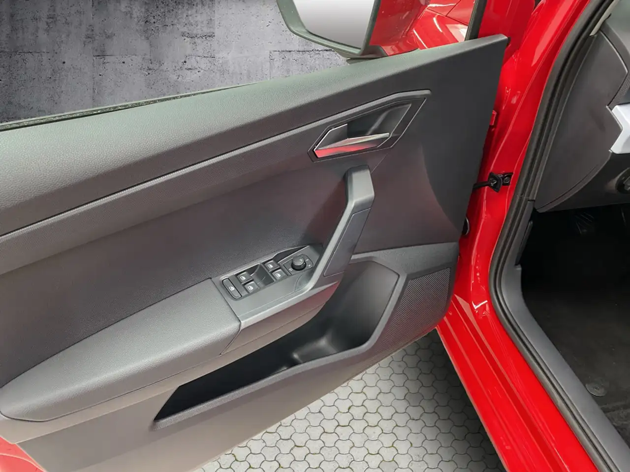 SEAT Ibiza 1.0 TSI Style Edition — Vehicle gallery 16