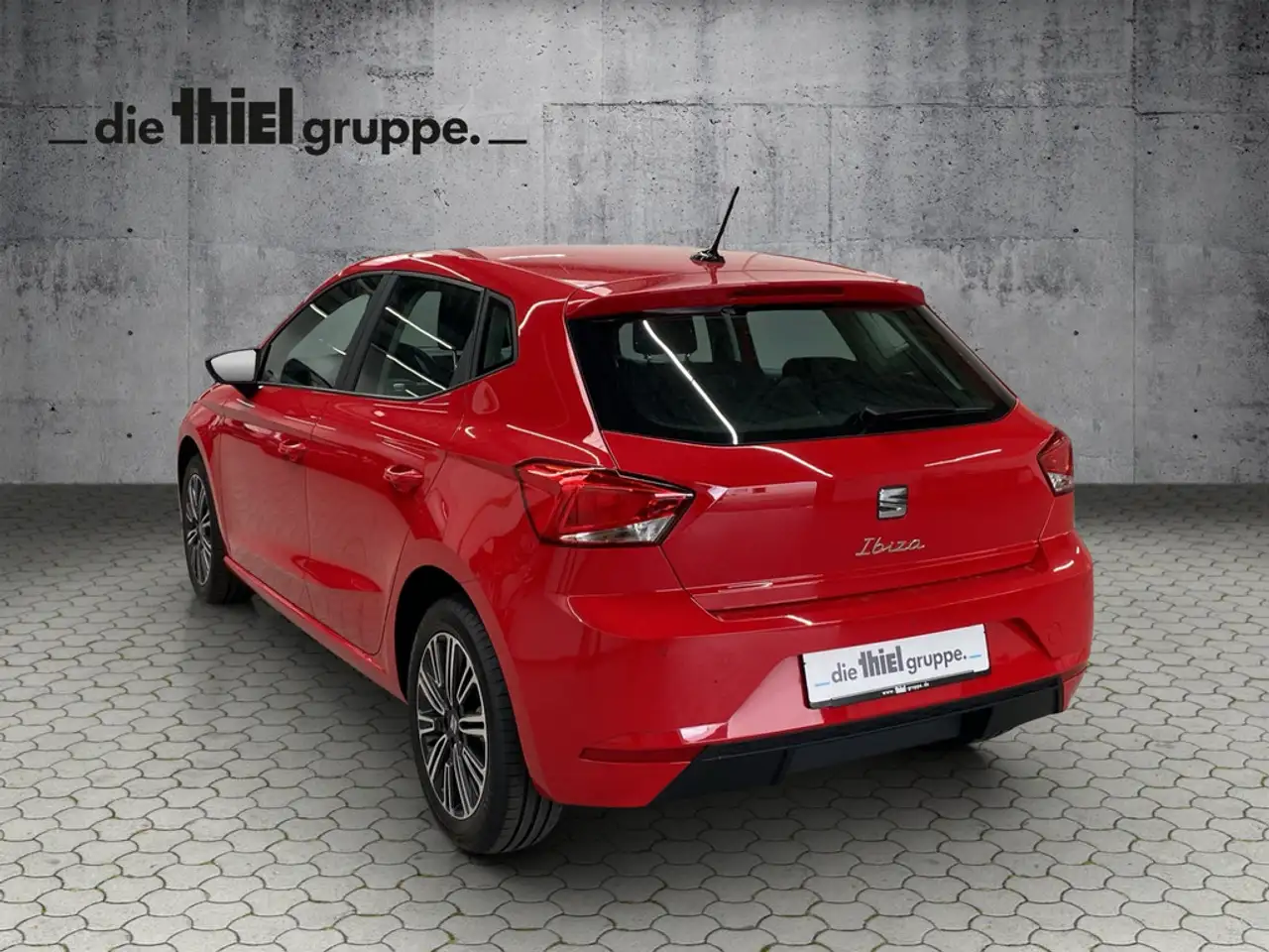 SEAT Ibiza 1.0 TSI Style Edition — Vehicle gallery 3