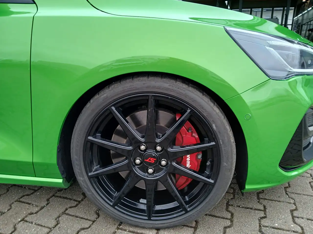 Ford Focus ST X — معرض صور السيارة 5