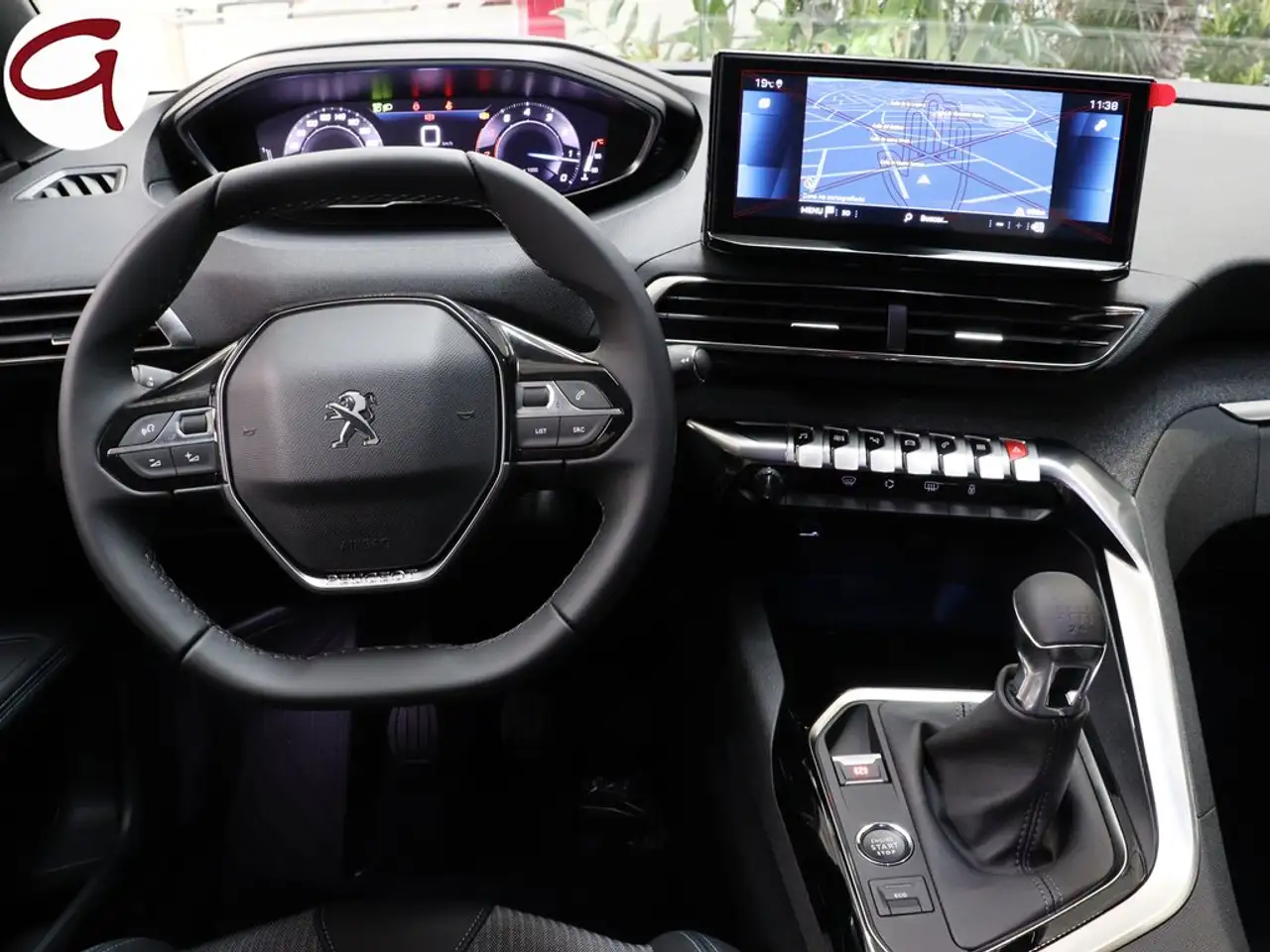 Peugeot 3008 1.2 S&S PureTech Allure Pack 130 — معرض صور السيارة 12