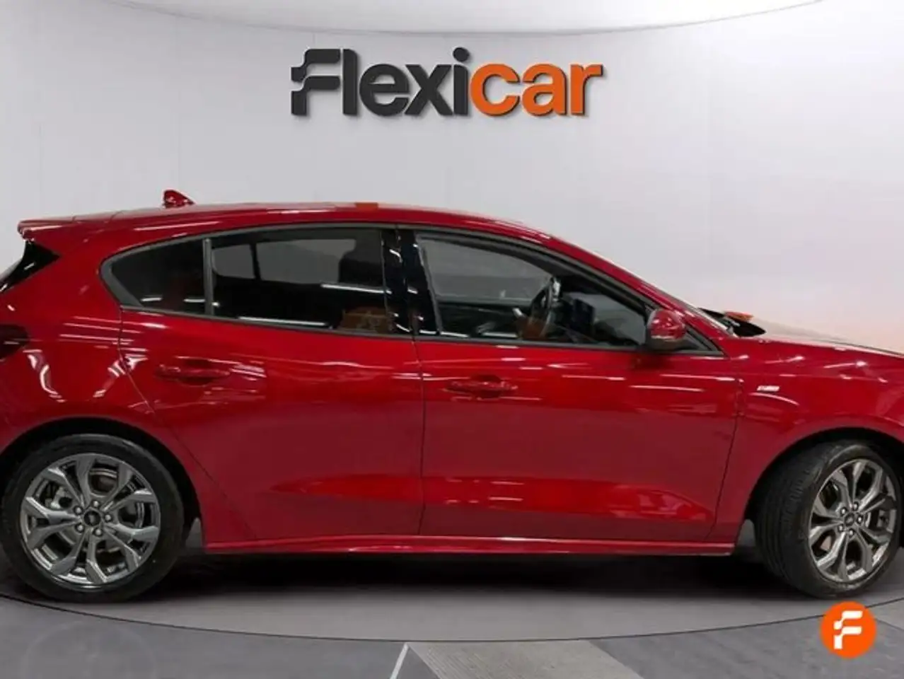 Ford Focus 1.0 Ecoboost MHEV 92kW Active — معرض صور السيارة 8