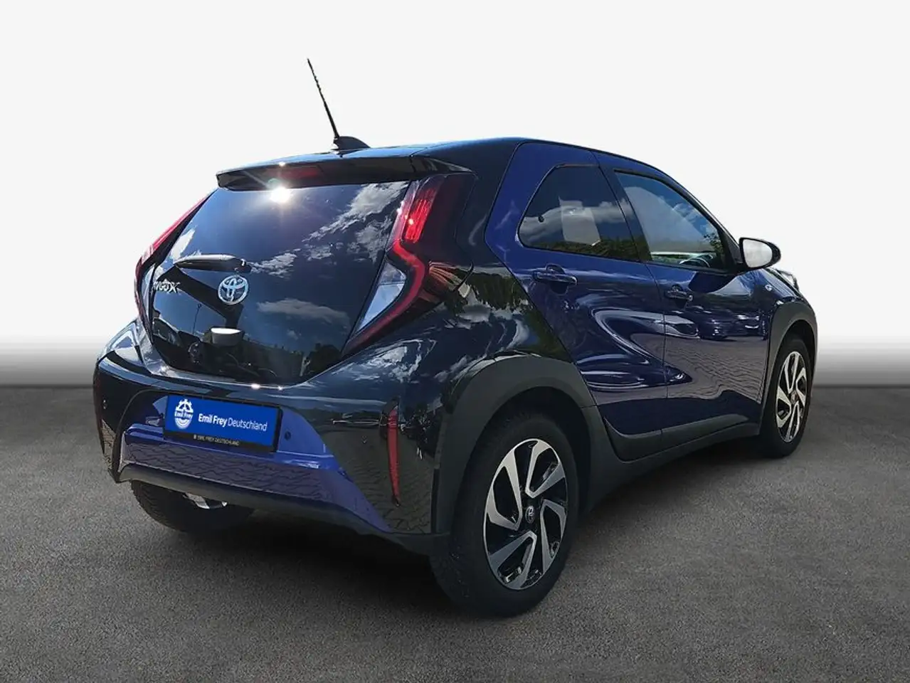 Toyota Aygo X X S-CVT Pulse — Vehicle gallery 2