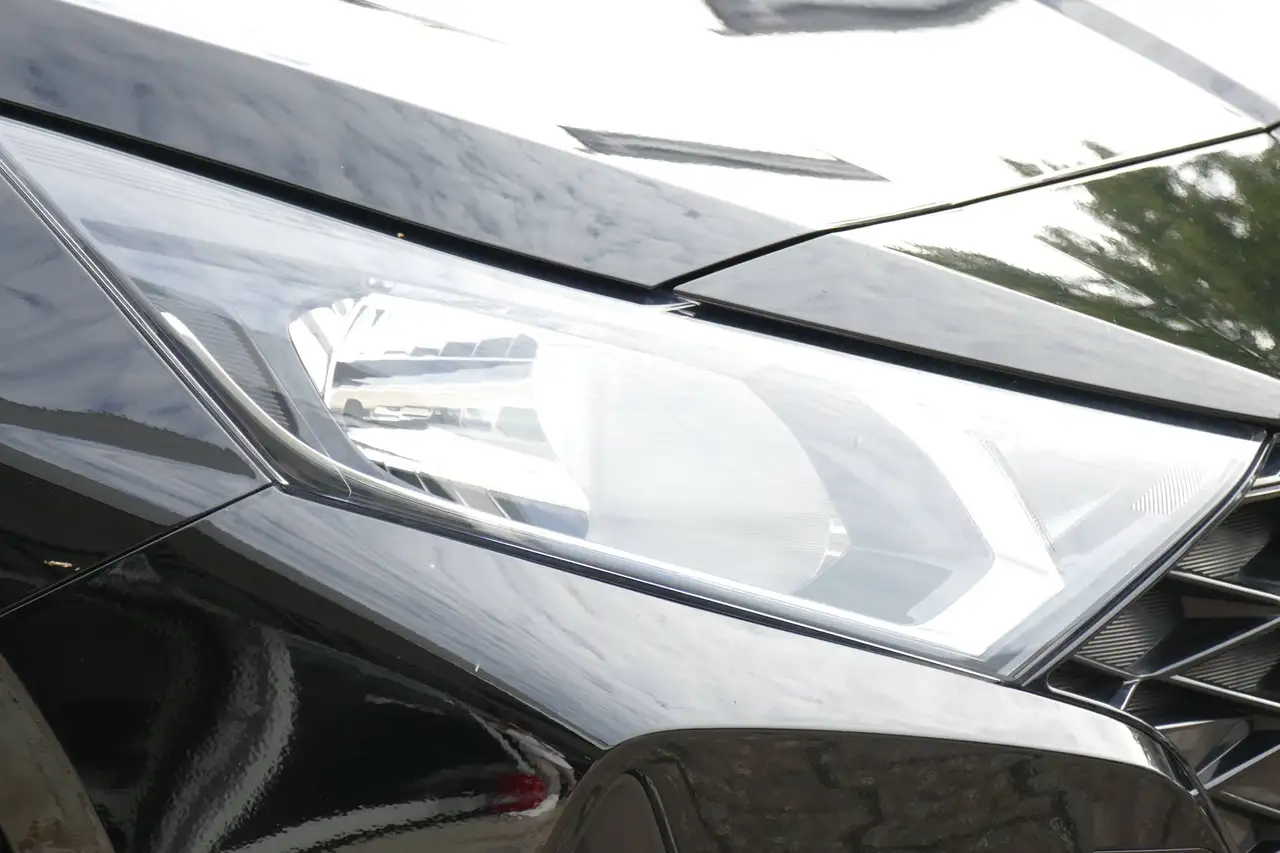 Hyundai i20 i20 DCTMild Hybrid °1.Hand-Automatik-Werks Garantie bis 2029° — معرض صور السيارة 8