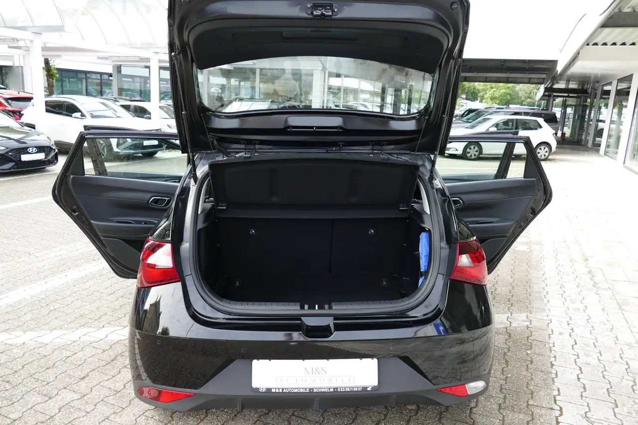 Hyundai i20 i20 DCTMild Hybrid °1.Hand-Automatik-Werks Garantie bis 2029° — معرض صور السيارة 19