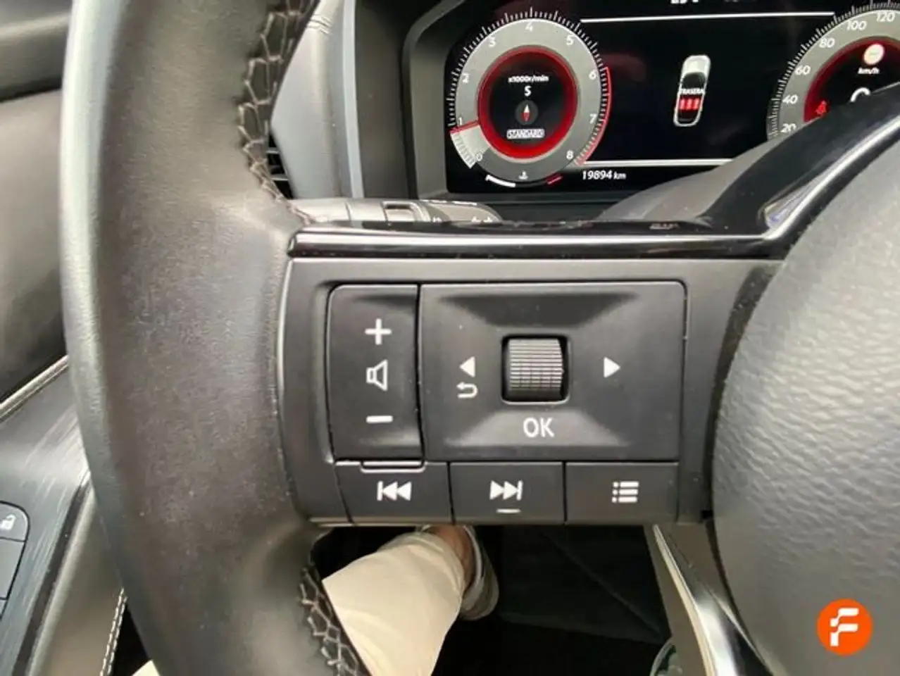 Nissan Qashqai DIG-T 103kW N-Connecta — معرض صور السيارة 13