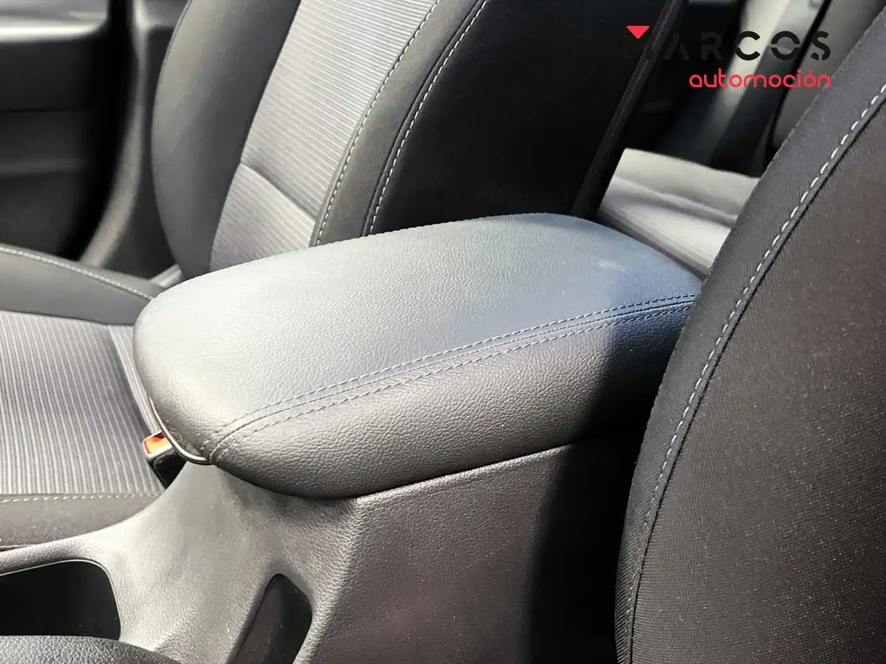 Hyundai i30 1.0 TGDI Klass 48V 100 — معرض صور السيارة 33