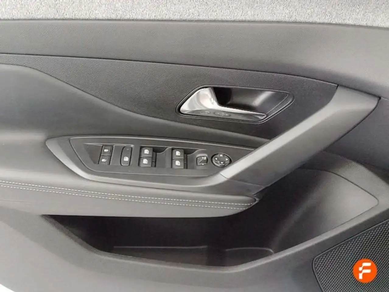 Peugeot 308 1.2 PureTech S&S Allure 130 — Vehicle gallery 19