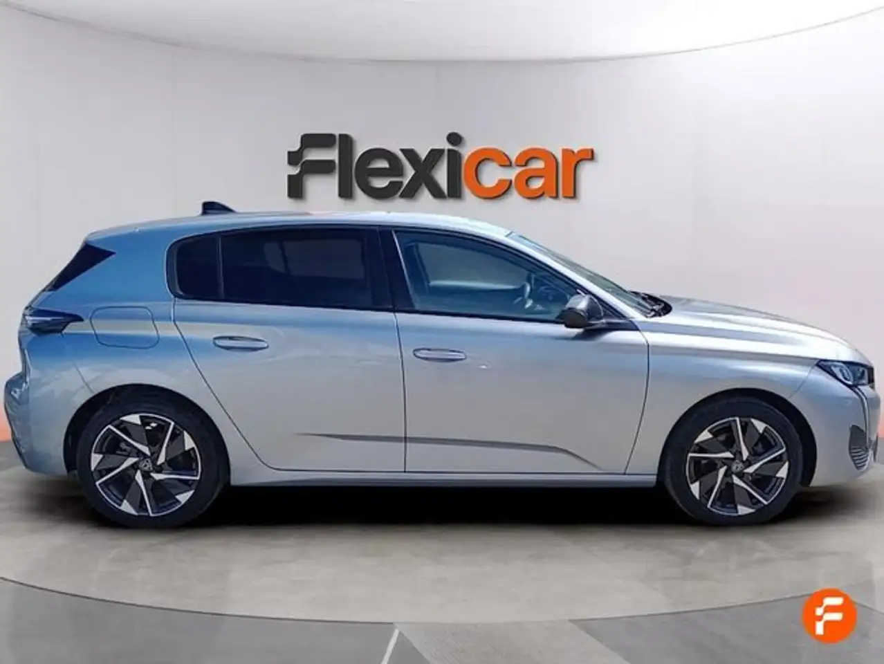 Peugeot 308 1.2 PureTech S&S Allure 130 — Vehicle gallery 2