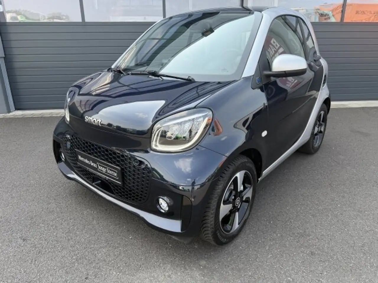 smart forTwo smart EQ fortwo Exclusive LED Panorama Kamera... — Galería del vehículo 2