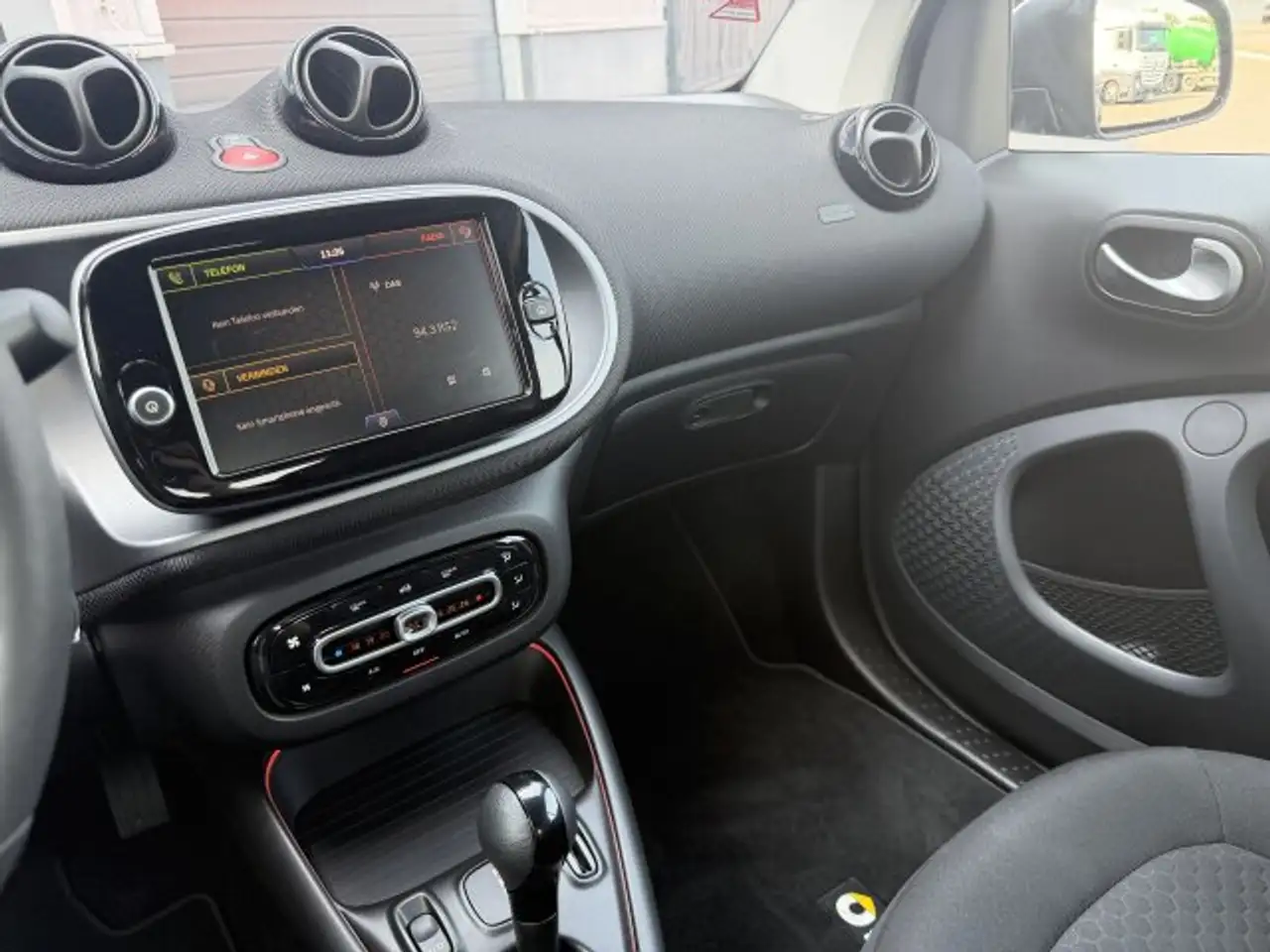 smart forTwo smart EQ fortwo Exclusive LED Panorama Kamera... — Galería del vehículo 13
