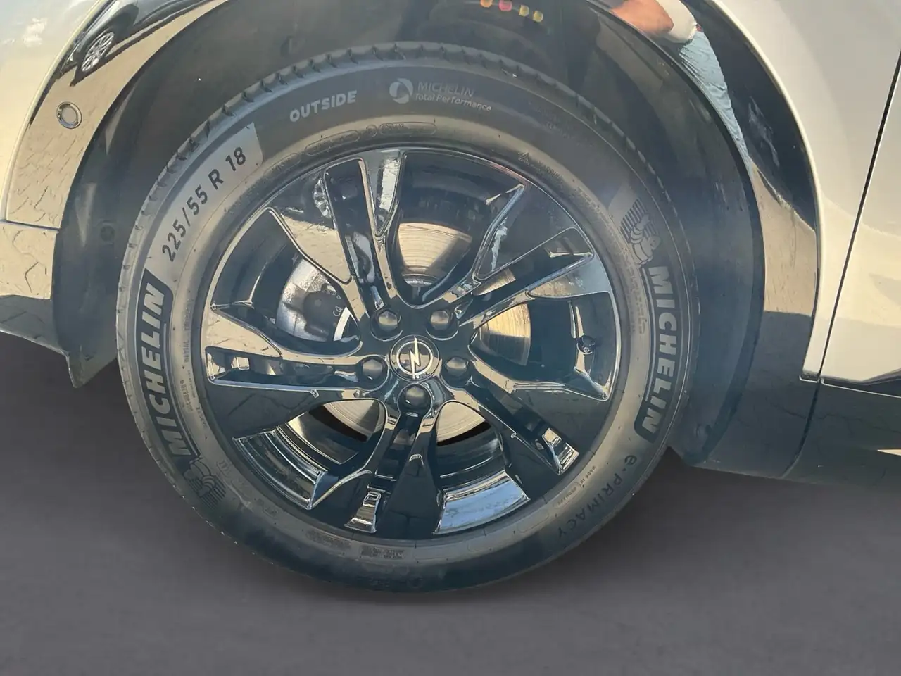 Opel Grandland 1.2 Turbo GS Line AHK Alcantara Navi — معرض صور السيارة 16
