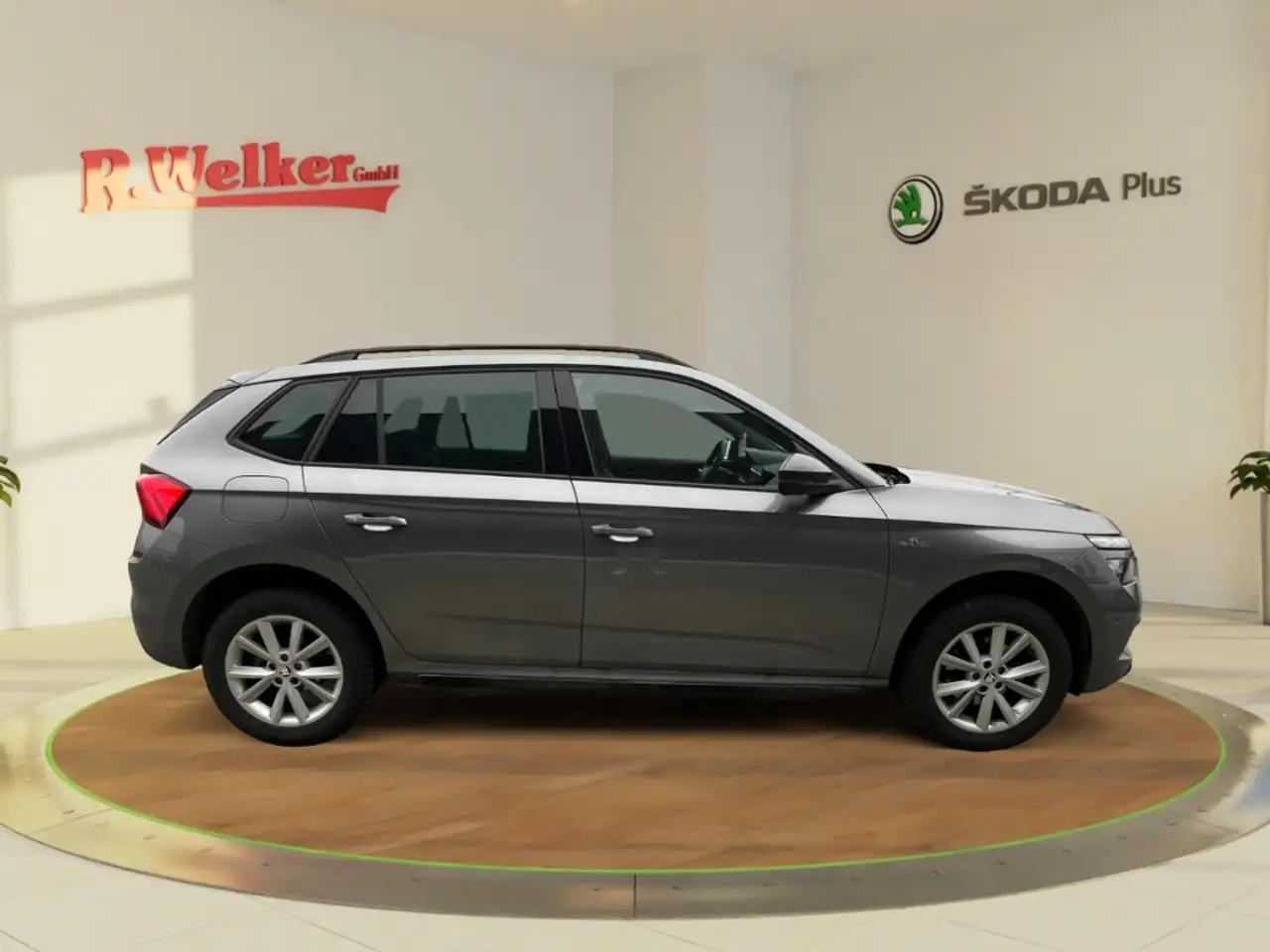 Skoda Kamiq Monte Carlo 1.5 TSI ''Lane Aassist''PDC''Rückfahrk — Galería del vehículo 5