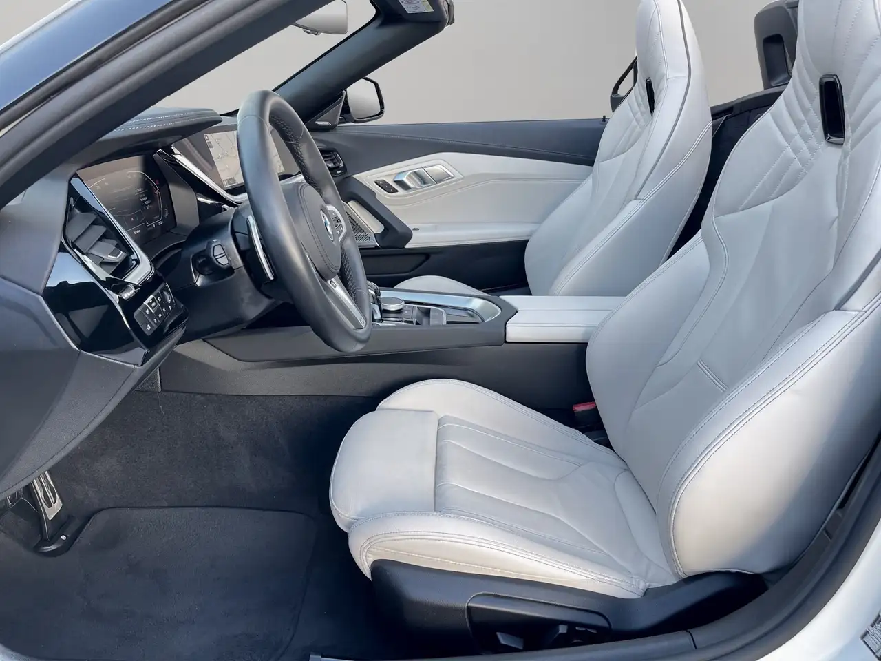 BMW Z4 sDrive30i Head-Up AERODYNAMIKPAKET akt.Geschwindig — Galería del vehículo 9