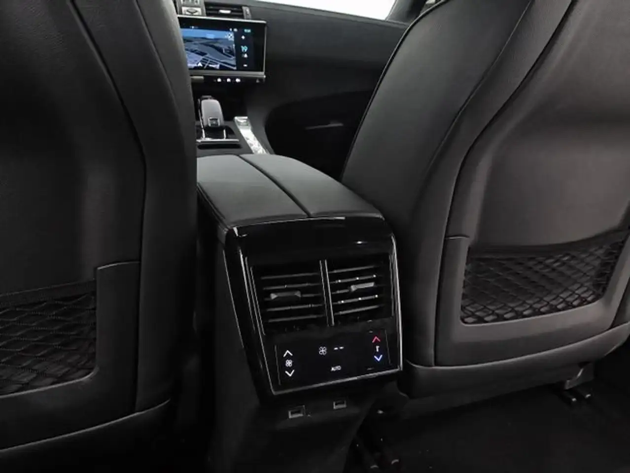 DS Automobiles DS 7 Crossback BlueHDi 130 AT PALLAS — معرض صور السيارة 38