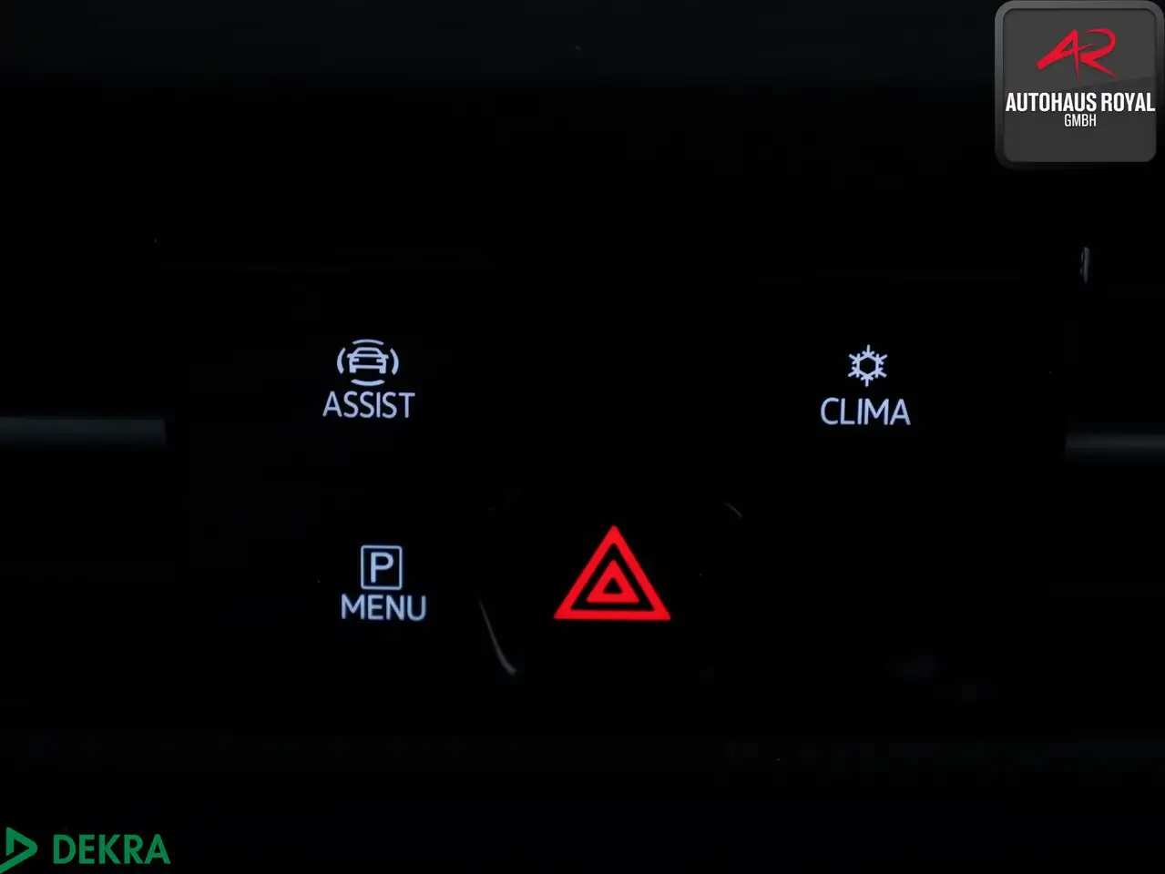 Volkswagen Golf VIII 1.5 eTSI STYLE MASSAGE,MEMORY,ACC,1.HD — Galerie du véhicule 20