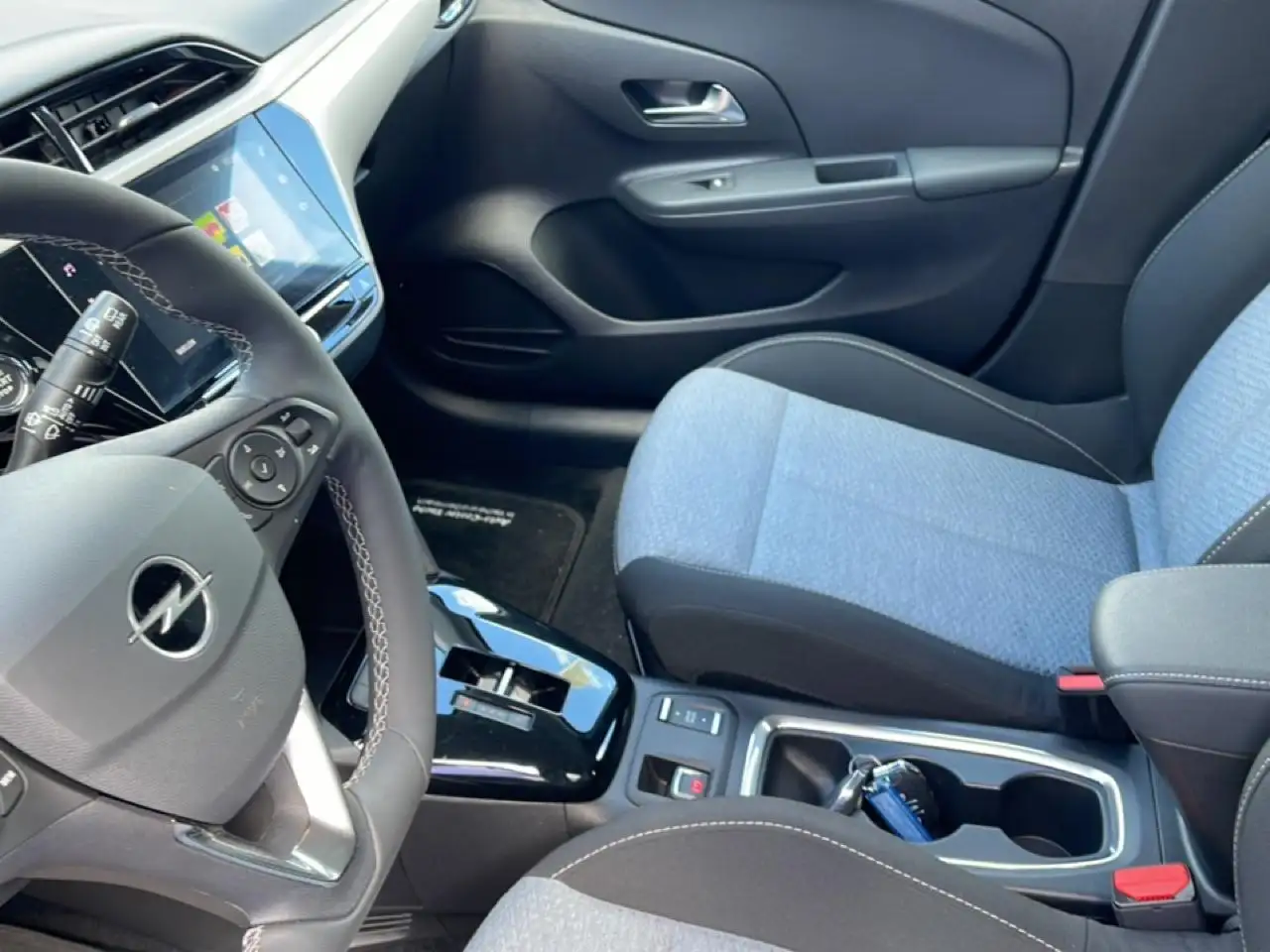 Opel Corsa e Comfort Editon "Tech 2024" 100%SoH — معرض صور السيارة 16