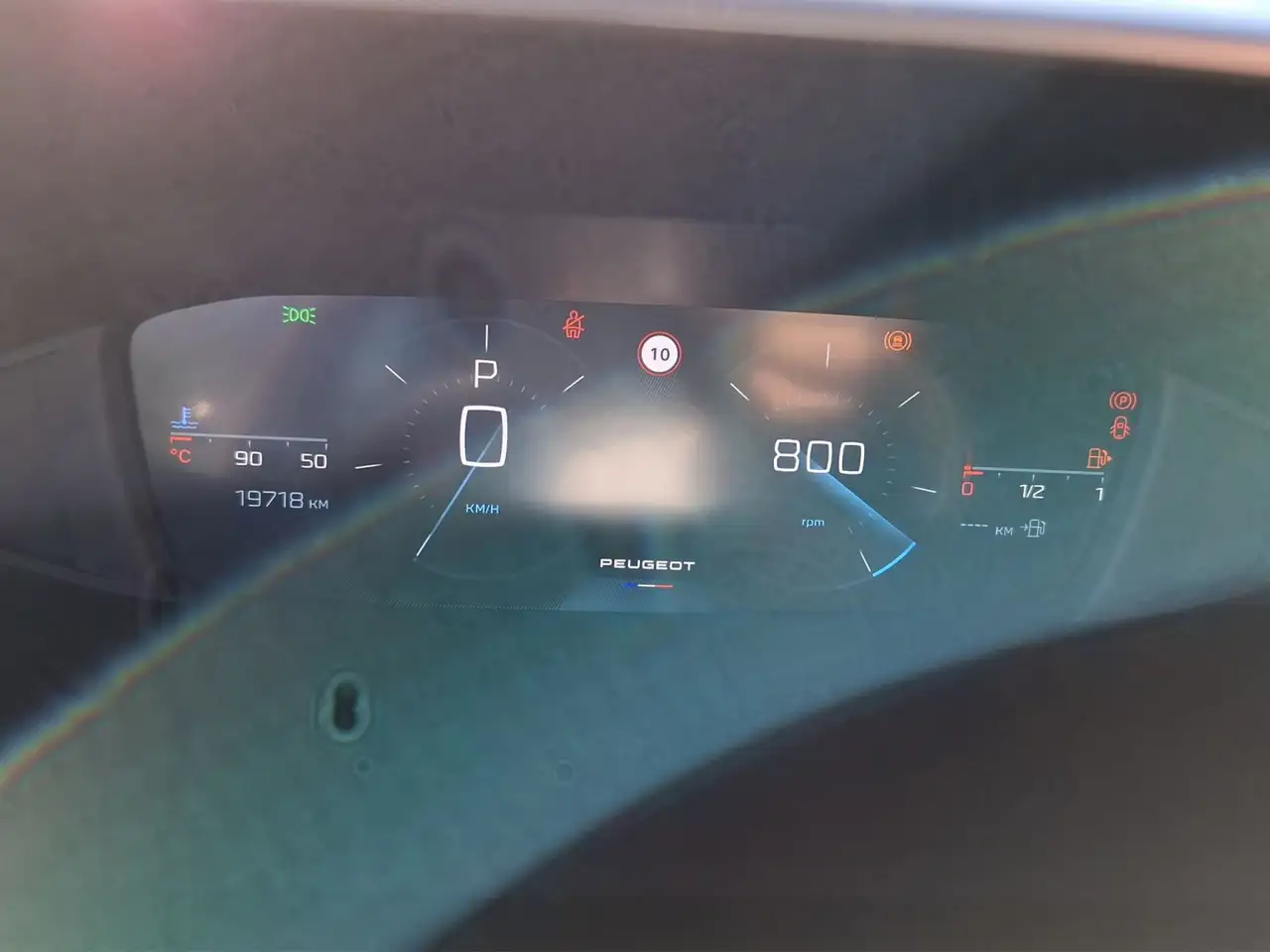 Peugeot 308 130 SW Active Pack — معرض صور السيارة 11