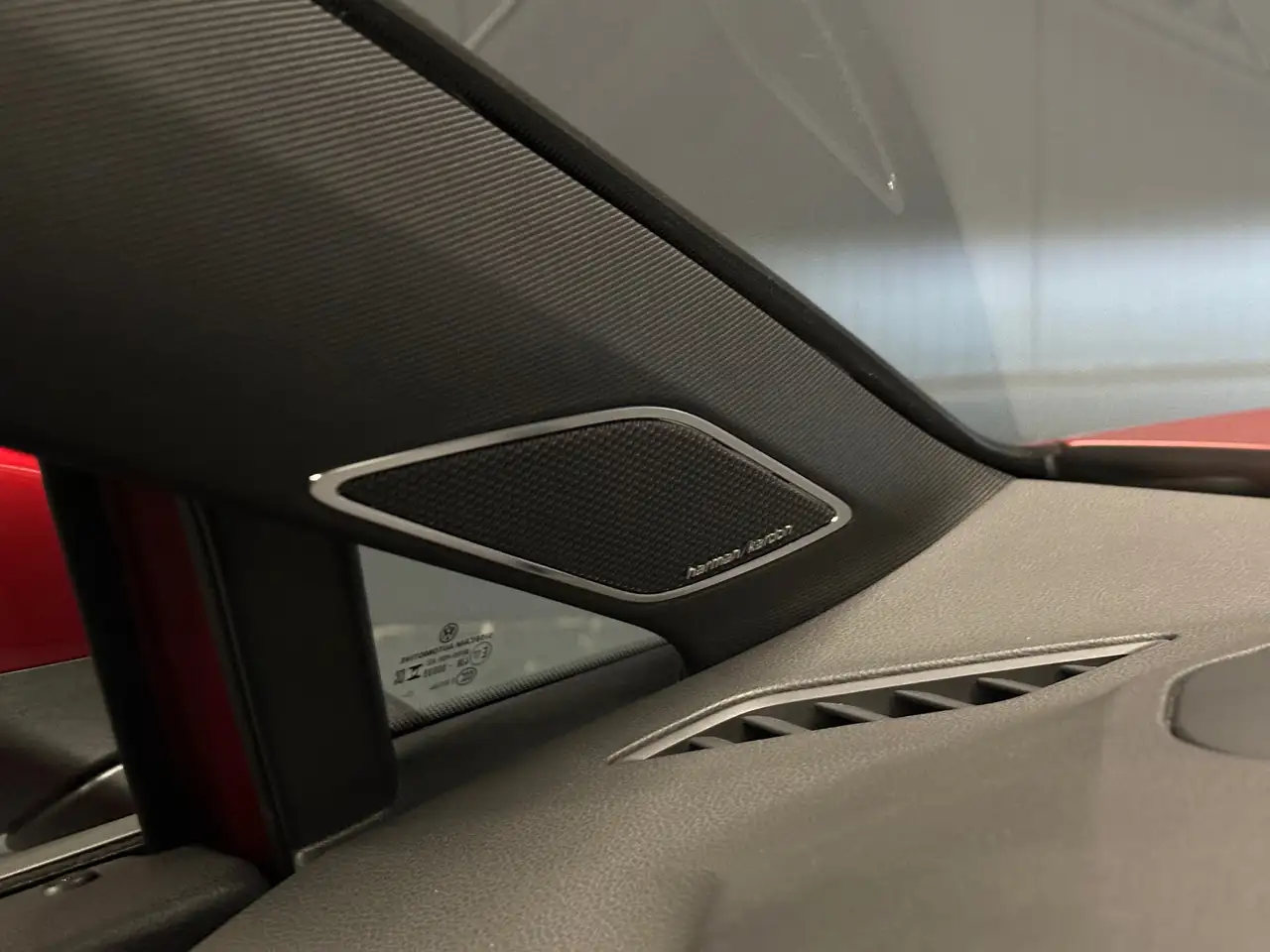 Volkswagen Golf Lim. 1.5 eTSI R-Line *HeadUp*Harman/Kardon*KAMERA* — Galerie du véhicule 19
