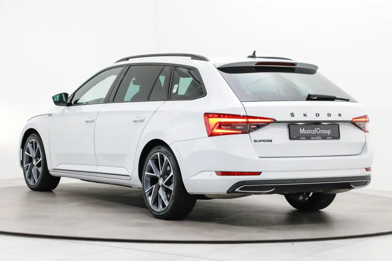 Skoda Superb Combi 2.0 TSI DSG Sportline AHK Kamera — Vehicle gallery 13