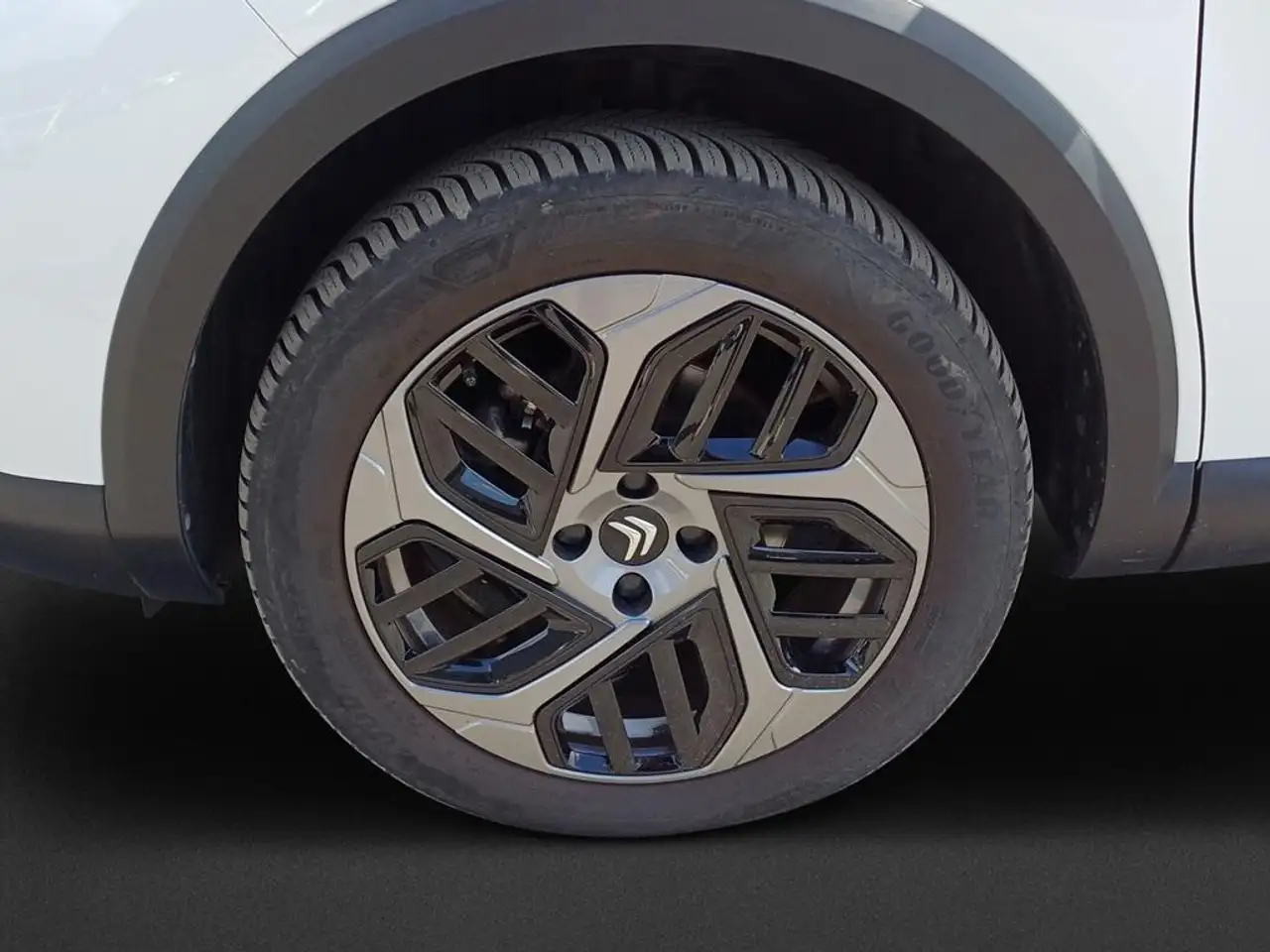 Citroen C4 PureTech 130 S&S Feel Pack — Vehicle gallery 8