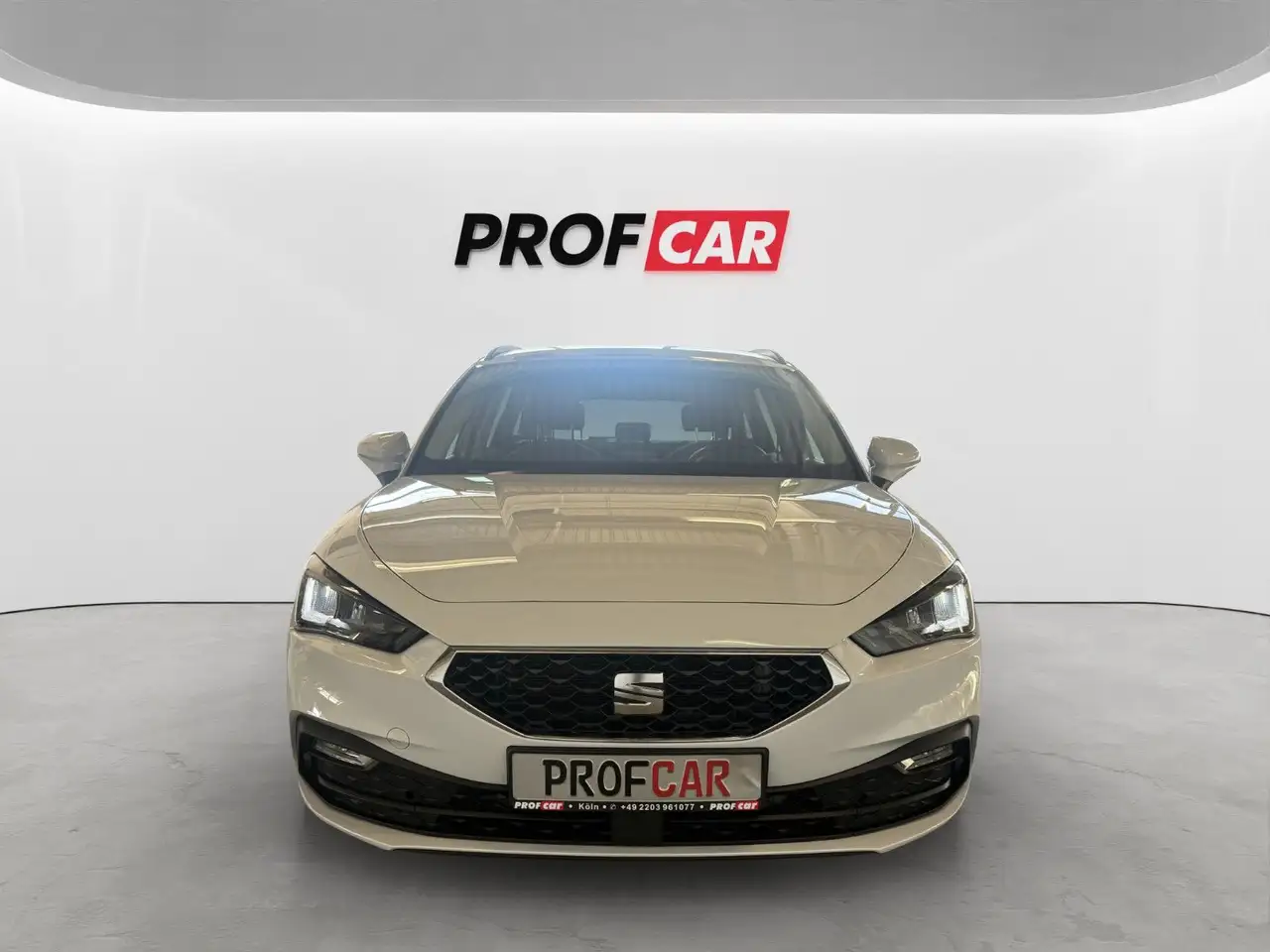 SEAT Leon 1.5 eTSI Sportstourer Style PDC-LHZG-SHZ- — Vehicle gallery 8