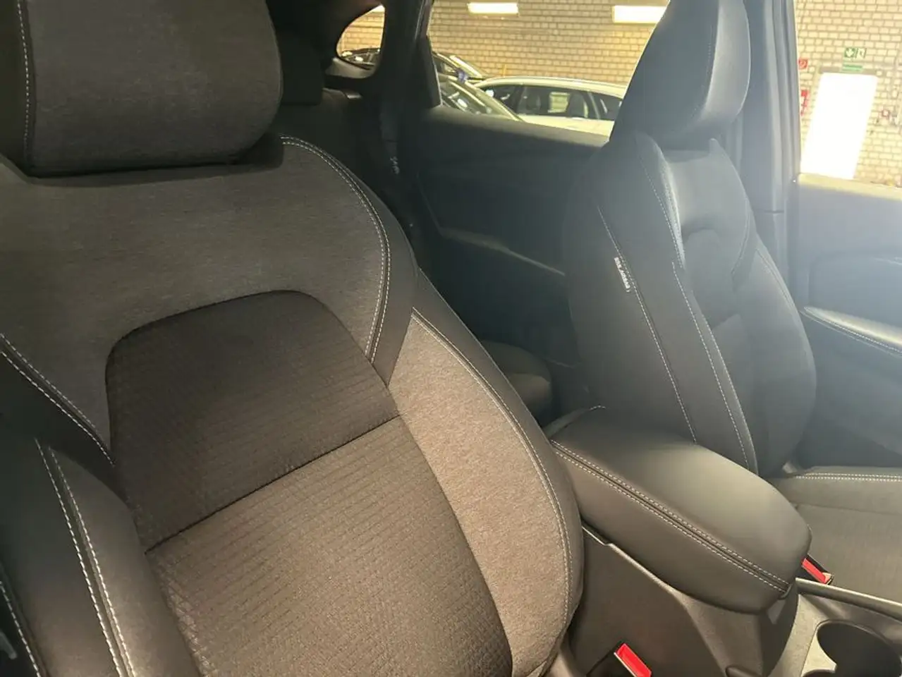 Nissan Qashqai 1.5 VC-T e-Power Black Edition — معرض صور السيارة 13