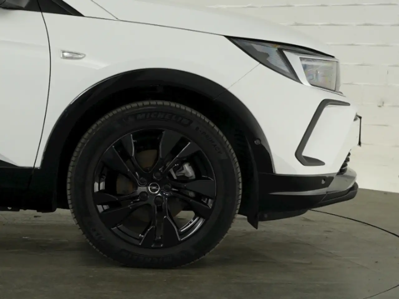 Opel Grandland GS HYBRID eDCT+LED+NAVI+360 GRAD KAMERA+SITZ-/LENK — Galería del vehículo 39