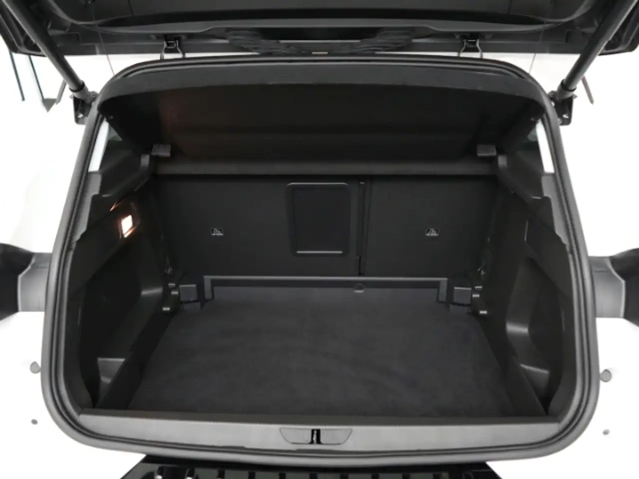Opel Grandland GS HYBRID eDCT+LED+NAVI+360 GRAD KAMERA+SITZ-/LENK — Galería del vehículo 9
