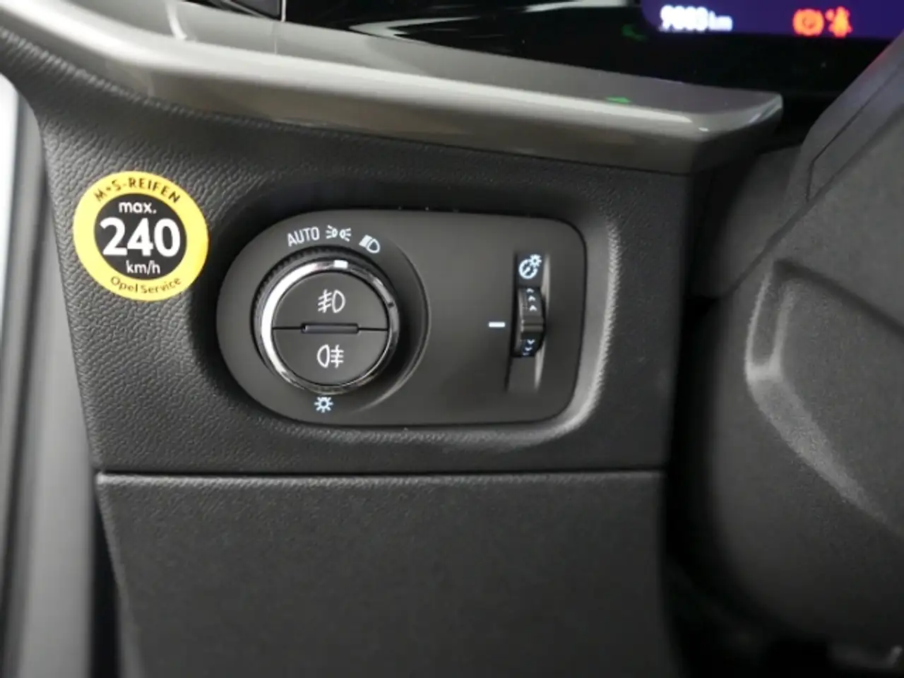 Opel Mokka B GS HYBRID eDCT+LED+NAVI+RÜCKFAHRKAMERA+SITZ-/LEN — Vehicle gallery 19