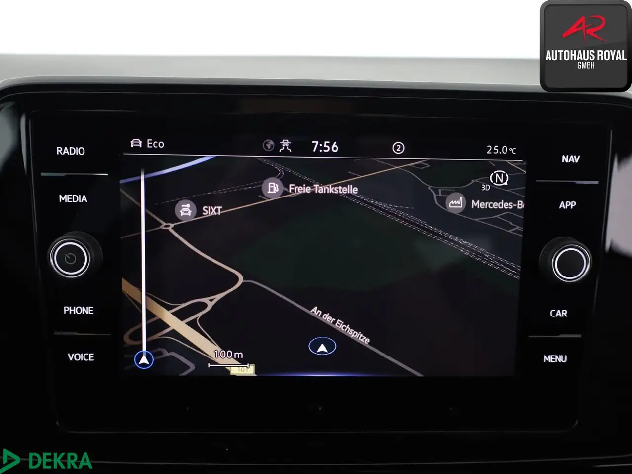 Volkswagen T-Roc 1.5 TSI R LINE MTRIX,KEYLESSGO,ACC,KAMERA — معرض صور السيارة 17