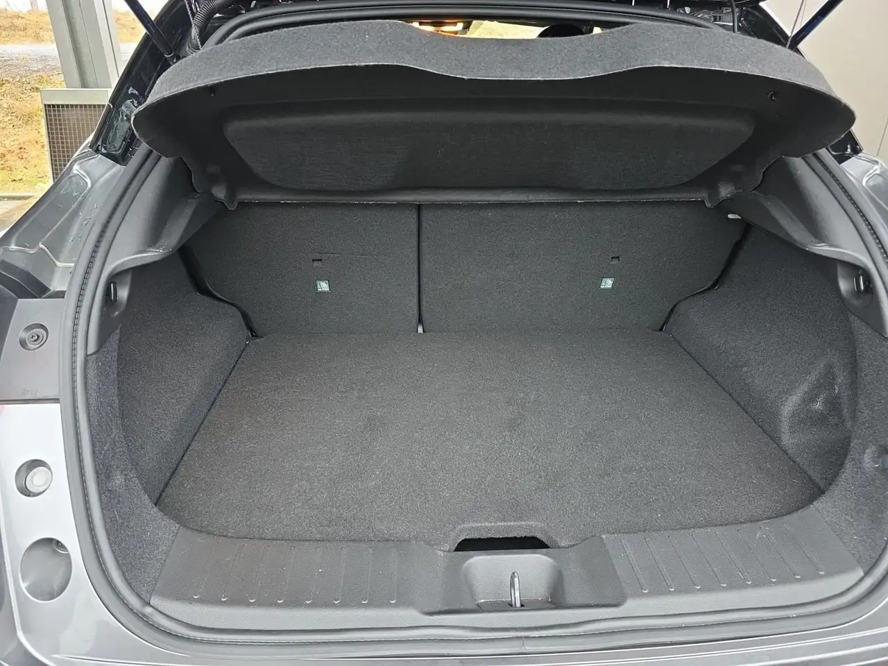 Nissan Juke JUKE 1.6 HYBRID 143 PS 4AMT MwSt. ausweisbar — Galerie du véhicule 13