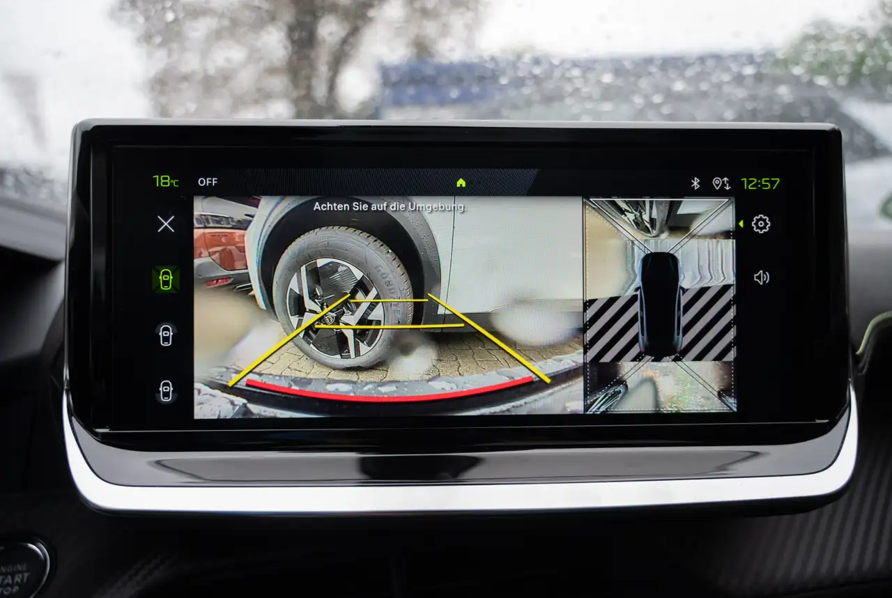 Peugeot 208 GT PureTech 100 EAT8 *MIRRORSCREEN*180°KAMERA*SHZ* — Galerie du véhicule 9