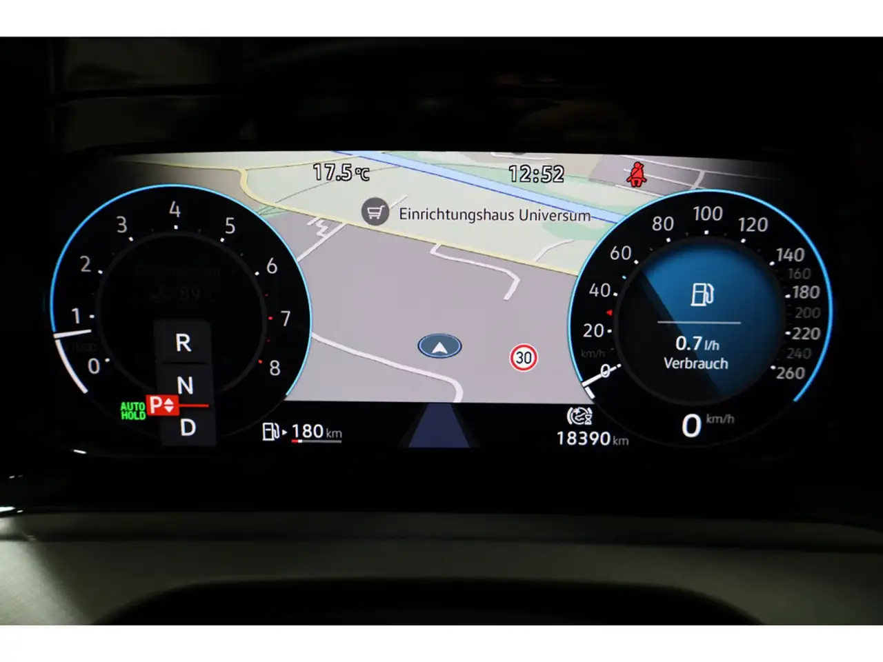 Volkswagen Golf VIII Variant Life eTSI Klima*SH*LED — معرض صور السيارة 18