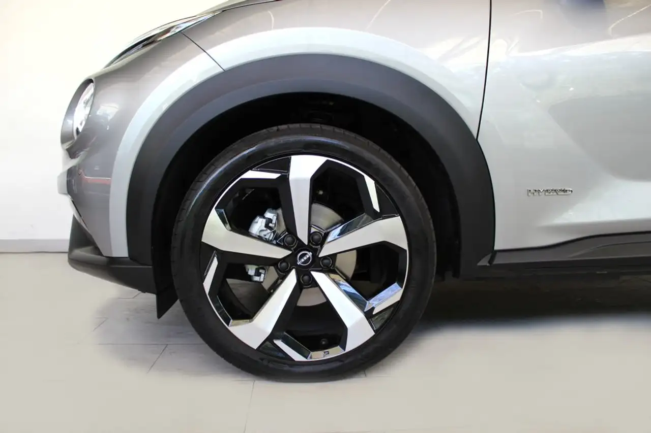 Nissan Juke 1.6 Hybrid Tekna Auto — معرض صور السيارة 7