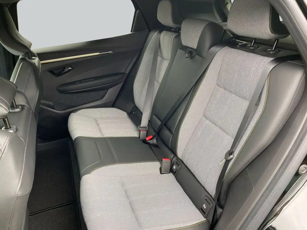 Renault Scenic Scenic E-Tech 220 Long Range Techno 160 kW, 5-türi — Vehicle gallery 13