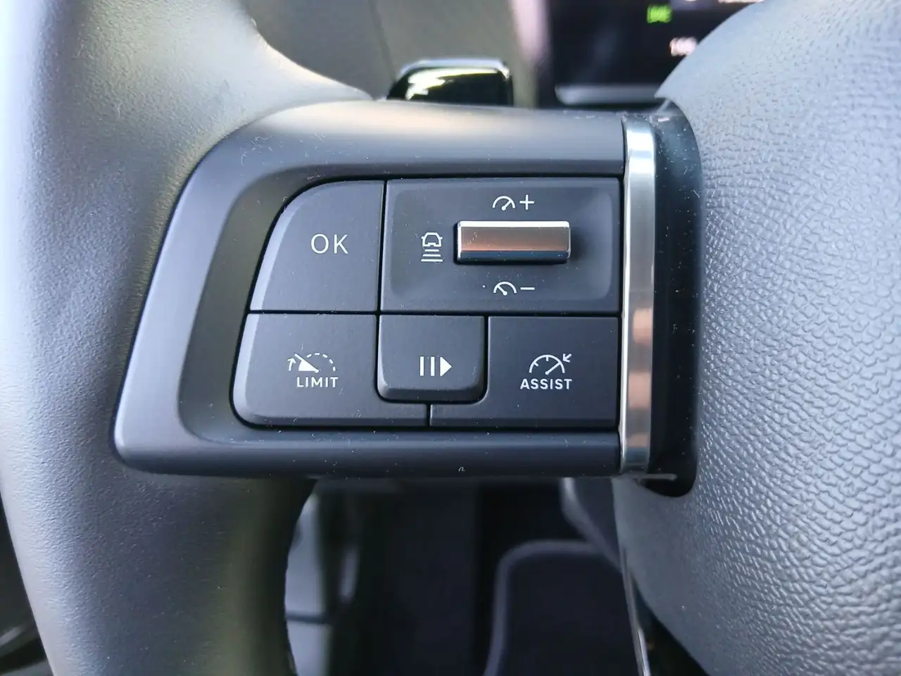 Citroen C4 X 1.2 PureTech 130 MAX ACC+LED+Navi+SHZ+360 — Galería del vehículo 18
