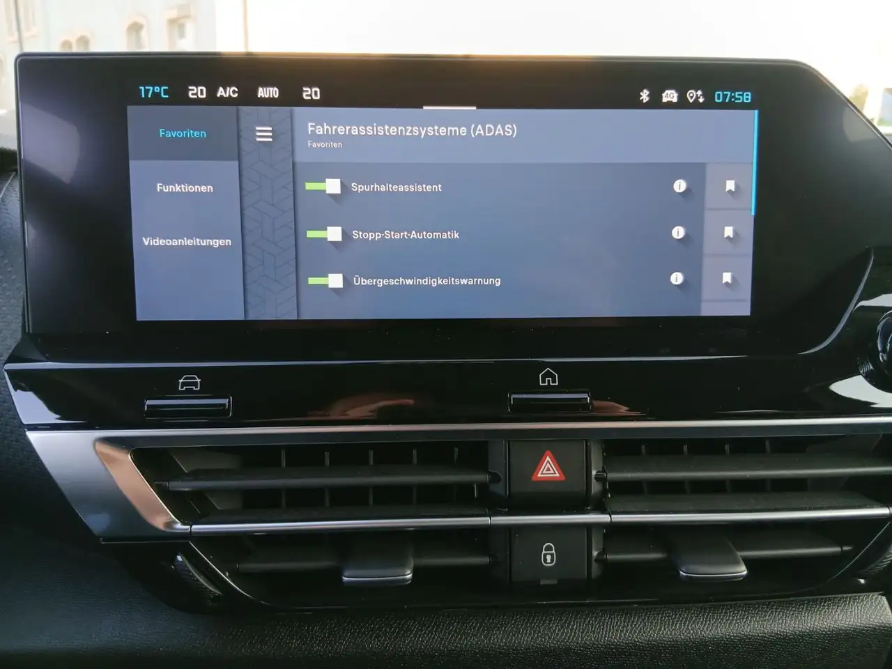 Citroen C4 X 1.2 PureTech 130 MAX ACC+LED+Navi+SHZ+360 — Galería del vehículo 17