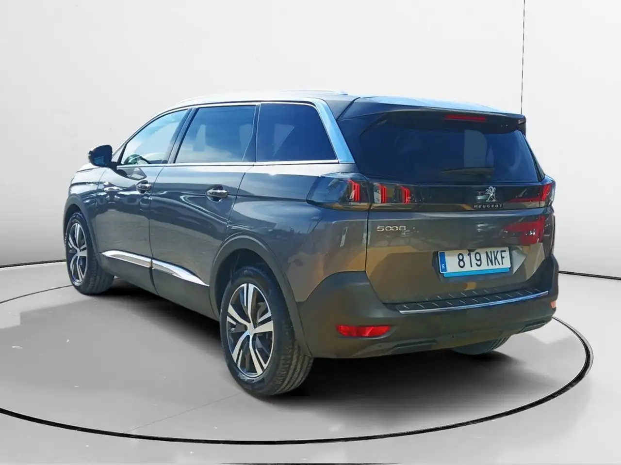Peugeot 5008 1.5BlueHDi S&S Allure Pack EAT8 130 — Galerie du véhicule 4