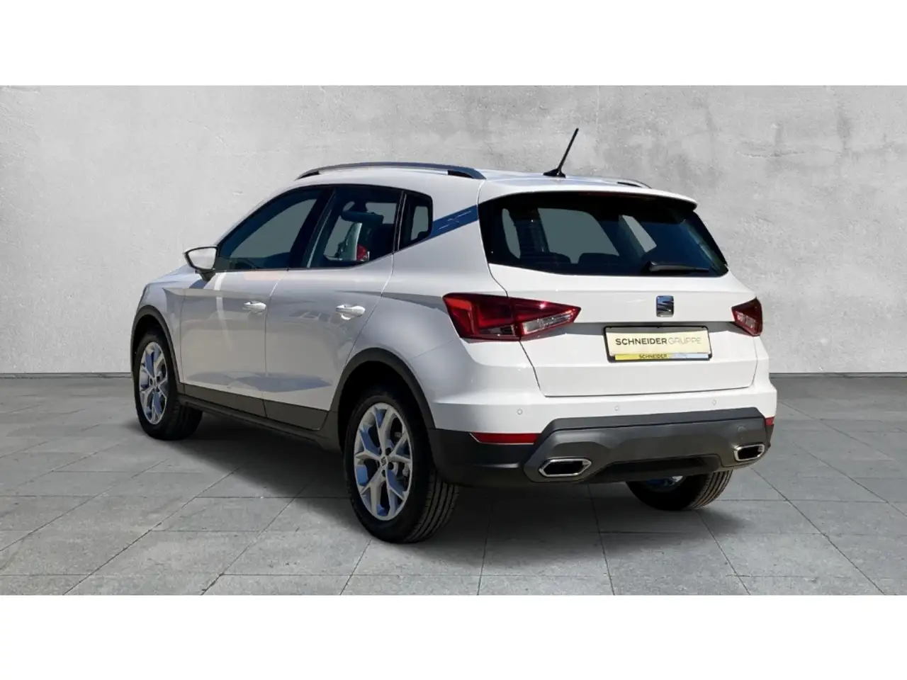 SEAT Arona 1.0 TSI FR NAVI+LED+KLIMA+DAB — Galería del vehículo 3