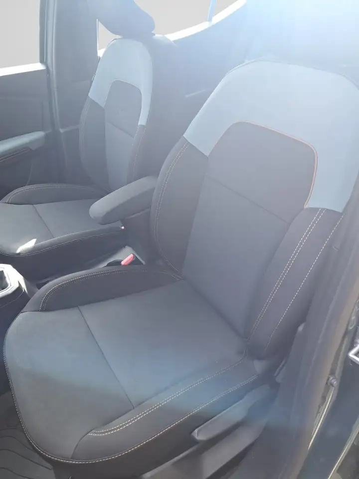 Dacia Sandero Stepway TCe 110 Extreme Plus — معرض صور السيارة 15