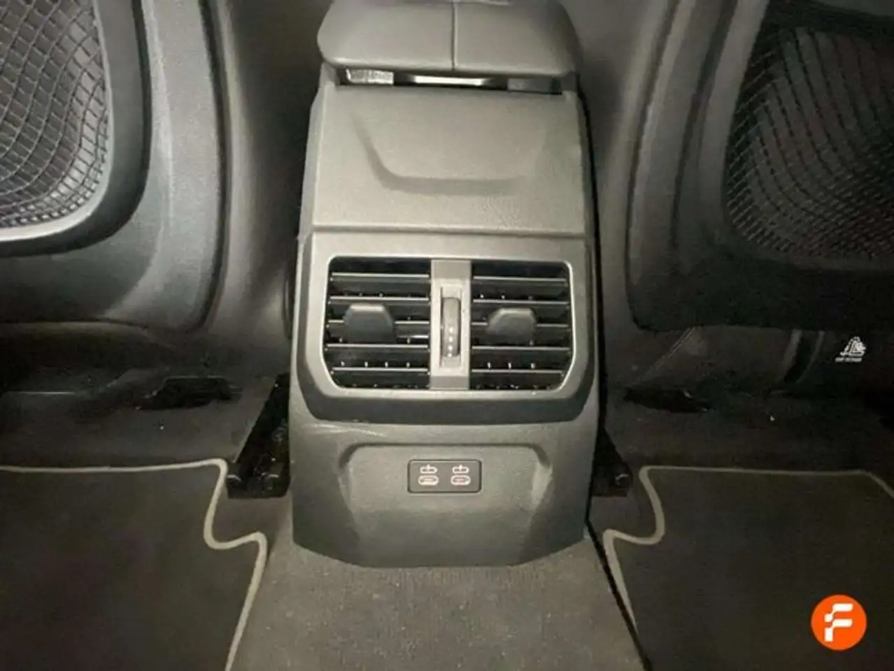 BMW 216 216dA Gran Coupé — معرض صور السيارة 26