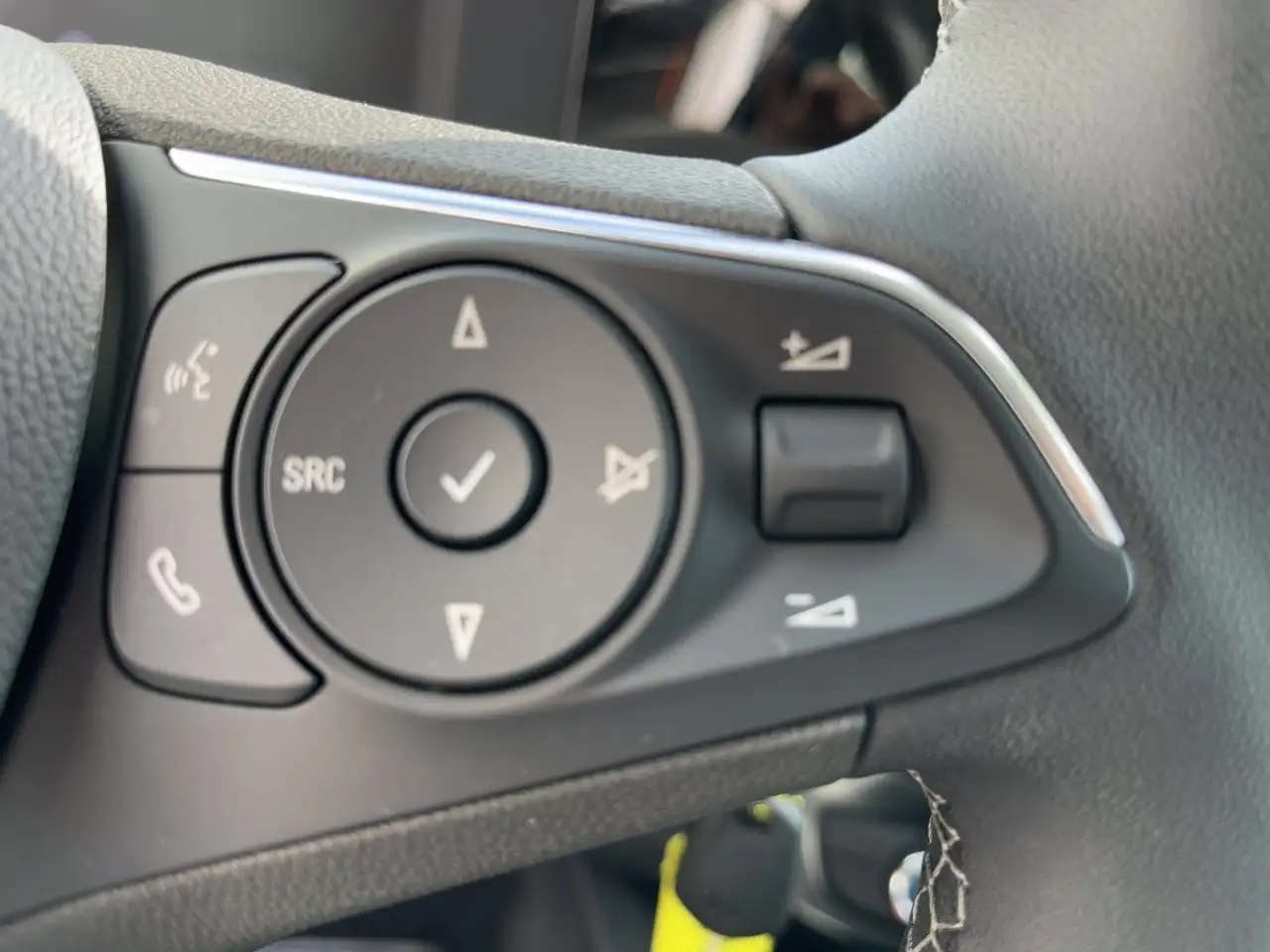 Opel Mokka 1.2 Elegance LED/Multimedia/PDC/Kamera — Vehicle gallery 16
