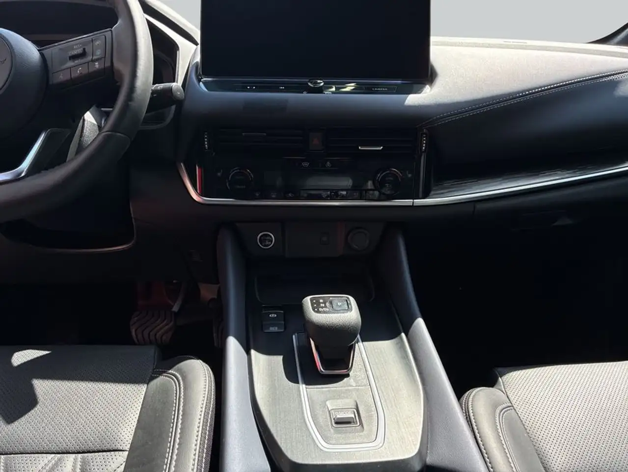 Nissan Qashqai 1.3 DIG-T MHEV Xtronic Tekna+ — Galerie du véhicule 15