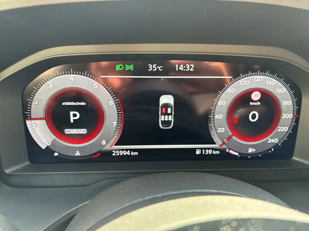 Nissan Qashqai 1.3 DIG-T MHEV Xtronic Tekna+ — Galerie du véhicule 18