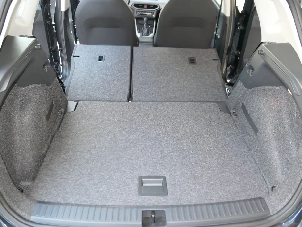SEAT Arona Style Edition LM*SHZ*AppConnect*Automatik — Galería del vehículo 28