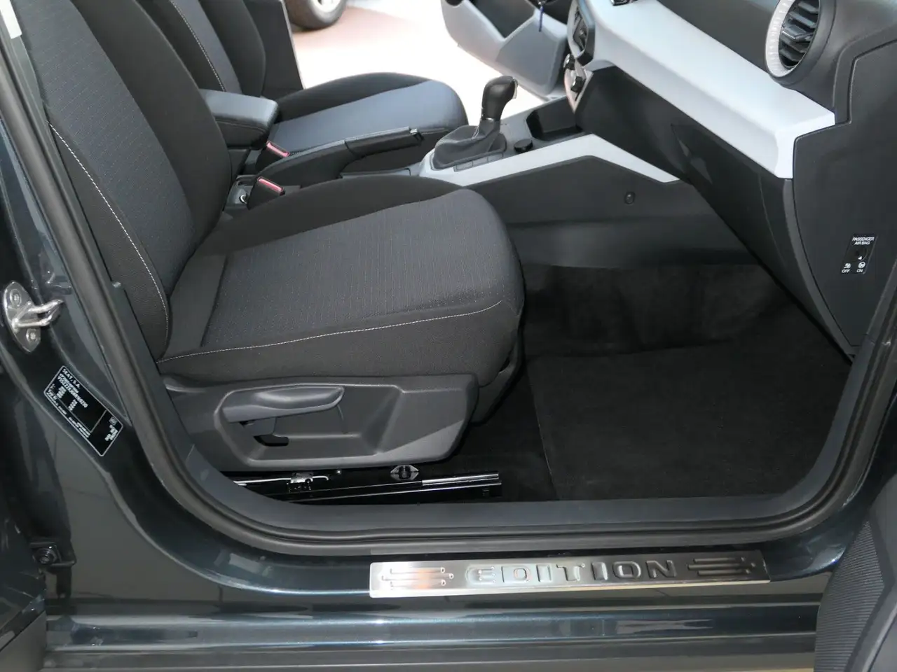 SEAT Arona Style Edition LM*SHZ*AppConnect*Automatik — Galería del vehículo 20