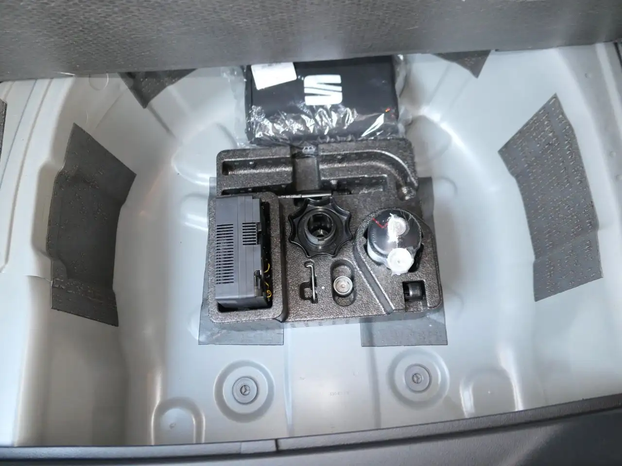 SEAT Arona Style Edition LM*SHZ*AppConnect*Automatik — Galería del vehículo 18