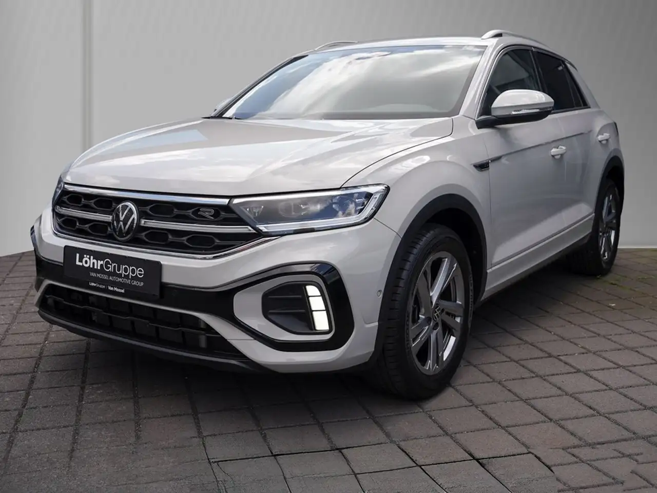 Volkswagen T-Roc 1.5 TSI DSG R-Line /MatrixLED/AHK/RFK/Navi — Galería del vehículo 2