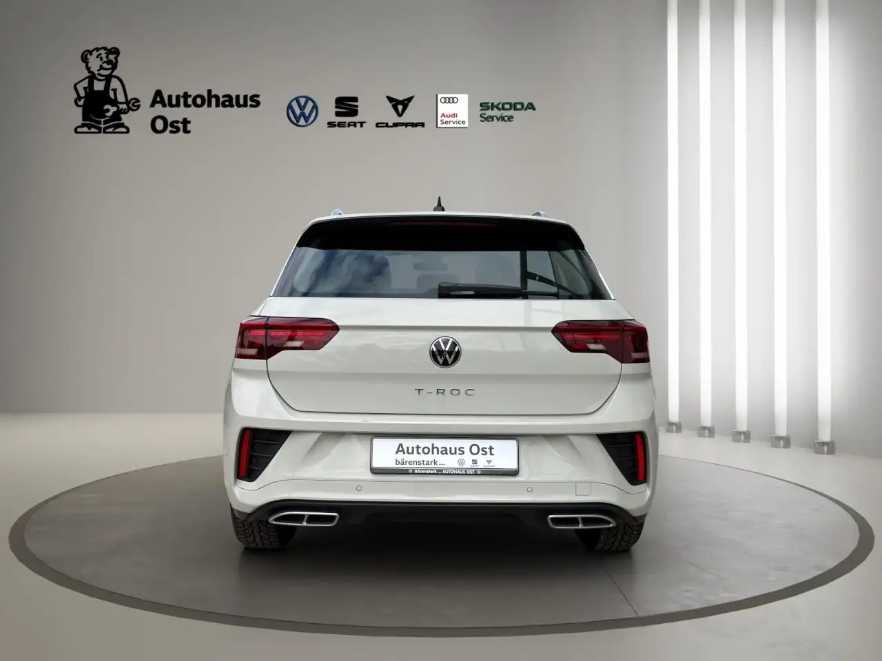 Volkswagen T-Roc R Line 1,5TSI DSG Klima Einparkhilfe Sitzheizung — Vehicle gallery 5