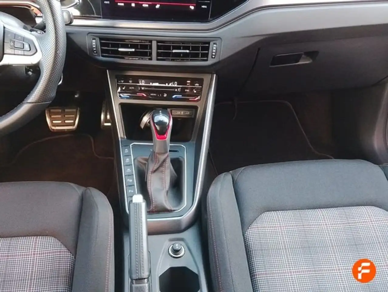 Volkswagen Polo 2.0 TSI GTI DSG 152KW — معرض صور السيارة 7